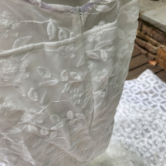 Beautiful Bridal gown. Plus size 3 X - Picture 8 of 16